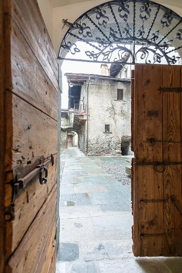 Curt Di Clement Eco Mobility Hotel Tirano