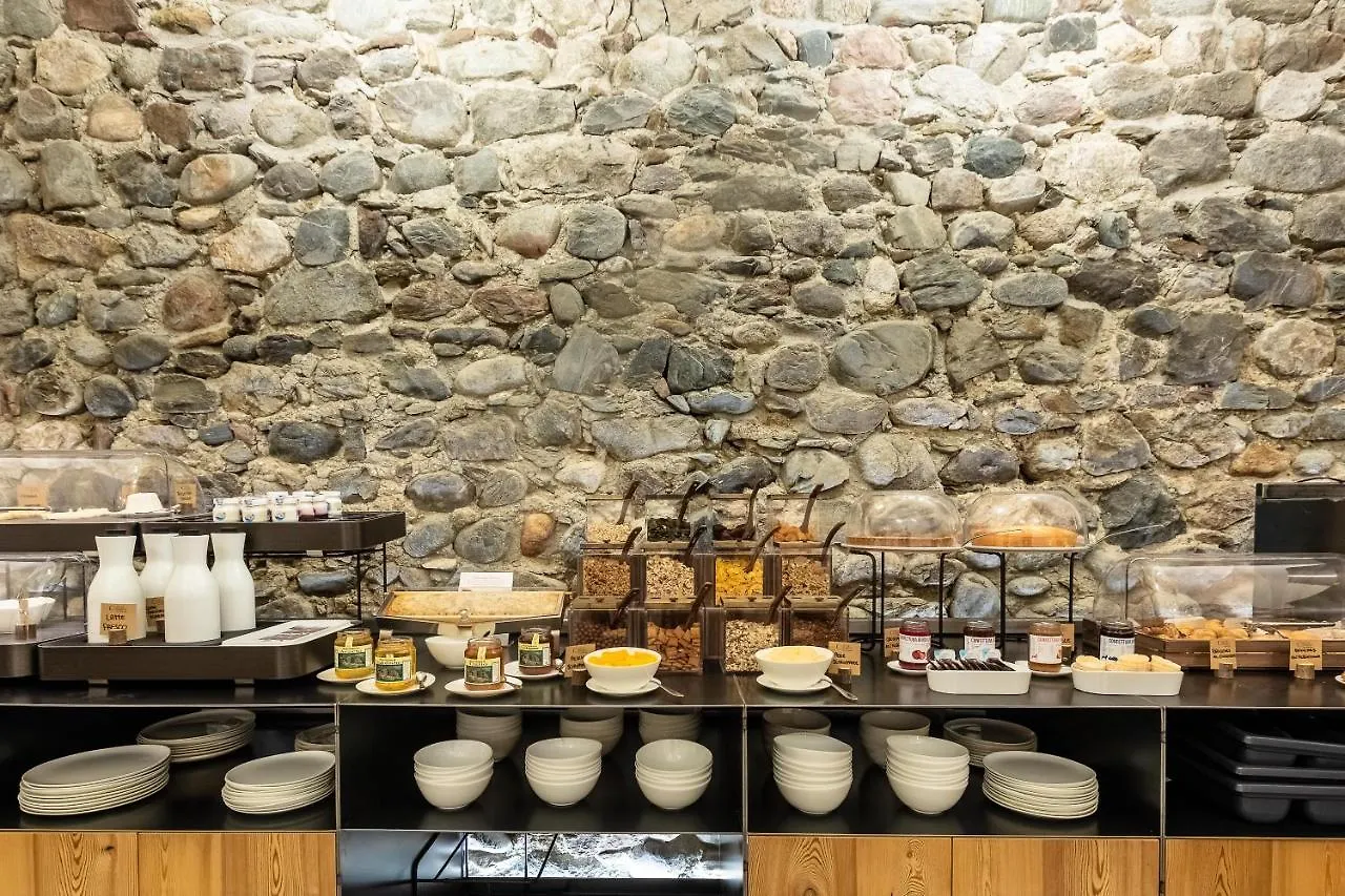 Curt Di Clement Eco Mobility Hotel Tirano