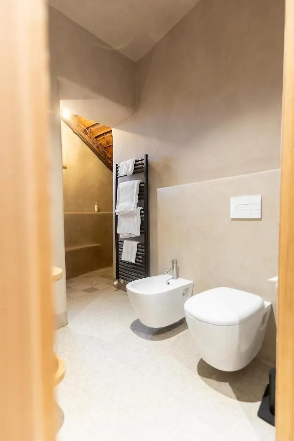 Curt Di Clement Eco Mobility Hotel Tirano