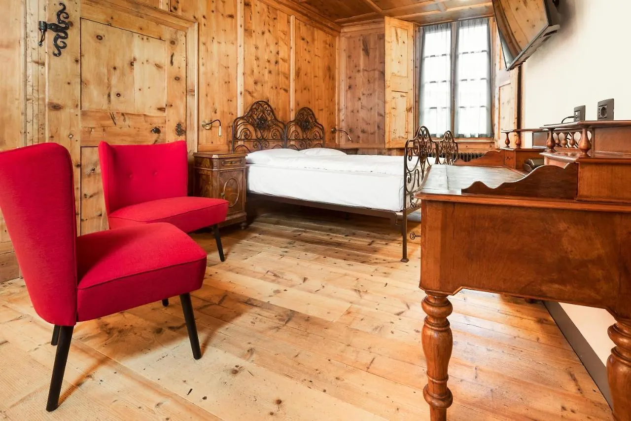 Curt Di Clement Eco Mobility Hotel Tirano