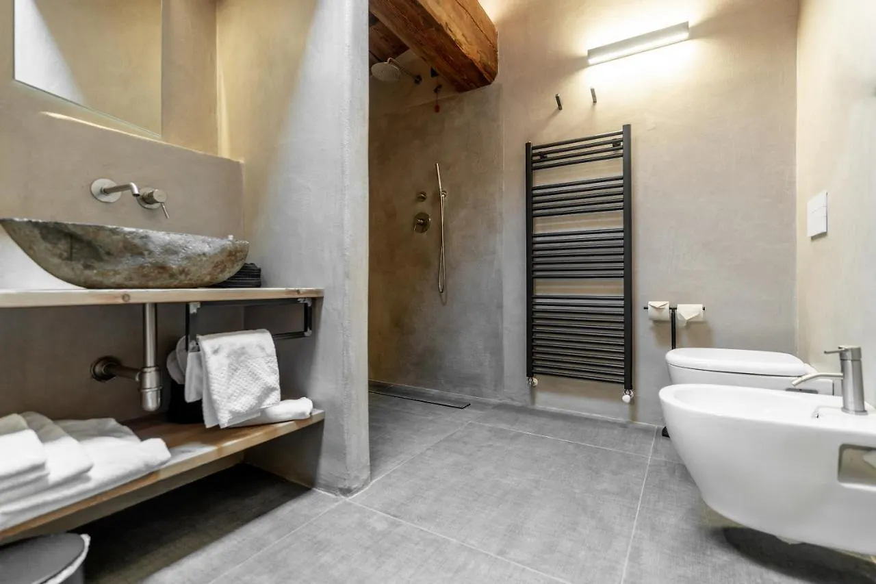 Curt Di Clement Eco Mobility Hotel Tirano